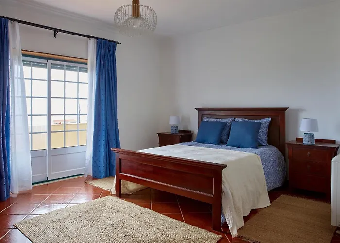 Da Malvarosa Atouguia Da Baleia